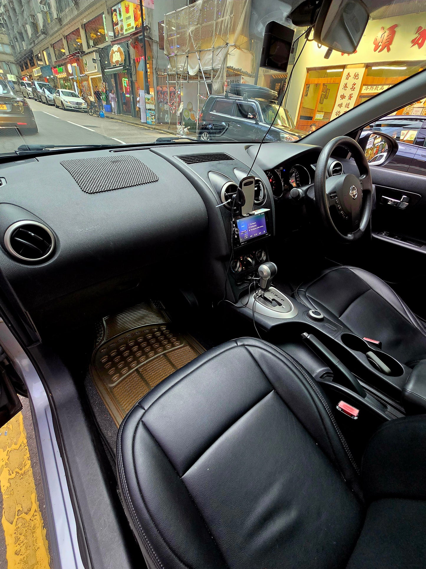 2011/12 NISSAN QASHQAI+2 SR 2.0 AT