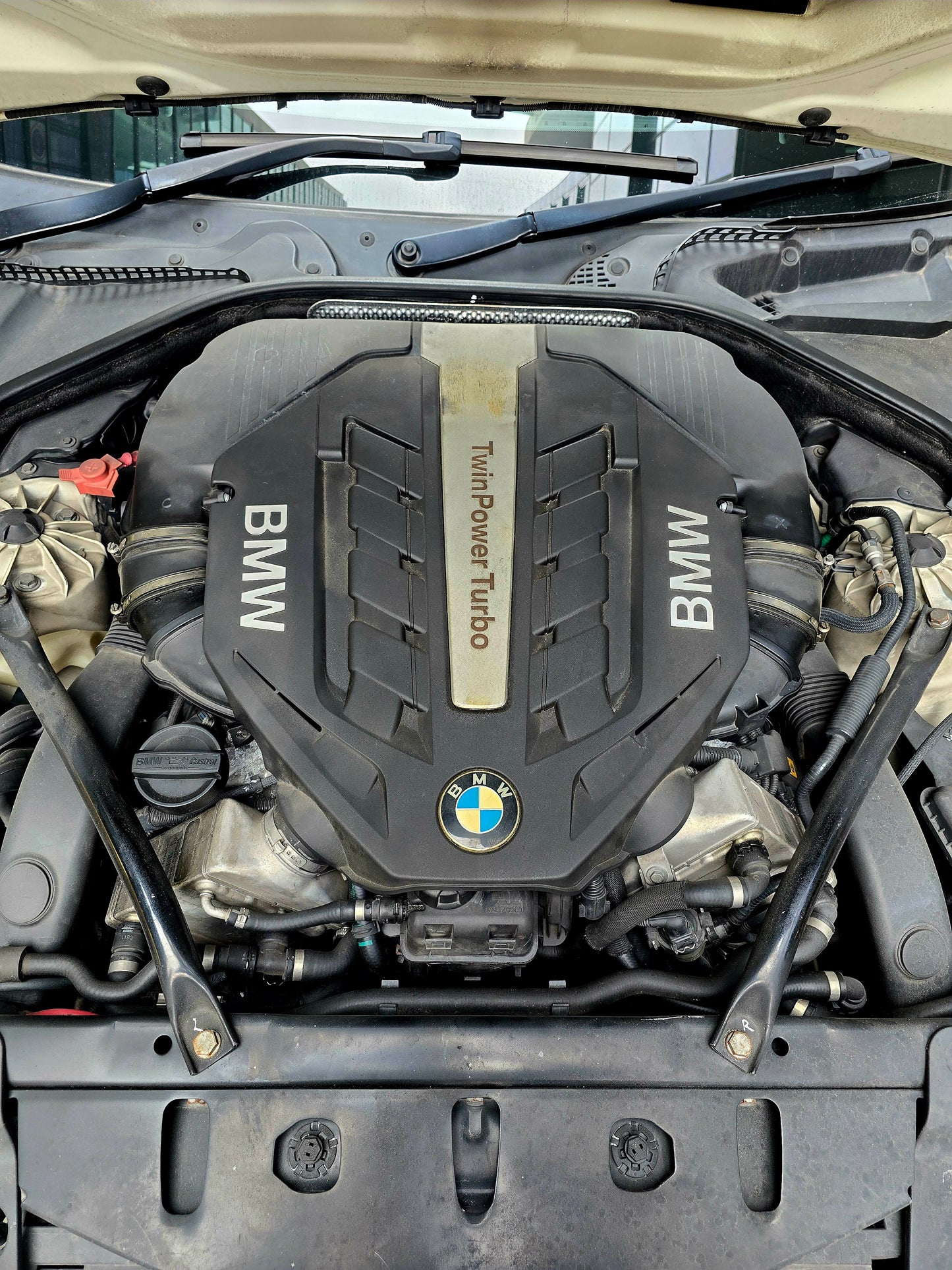 2011/12 BMW 650iA COUPÉ 4.4 V8 AT