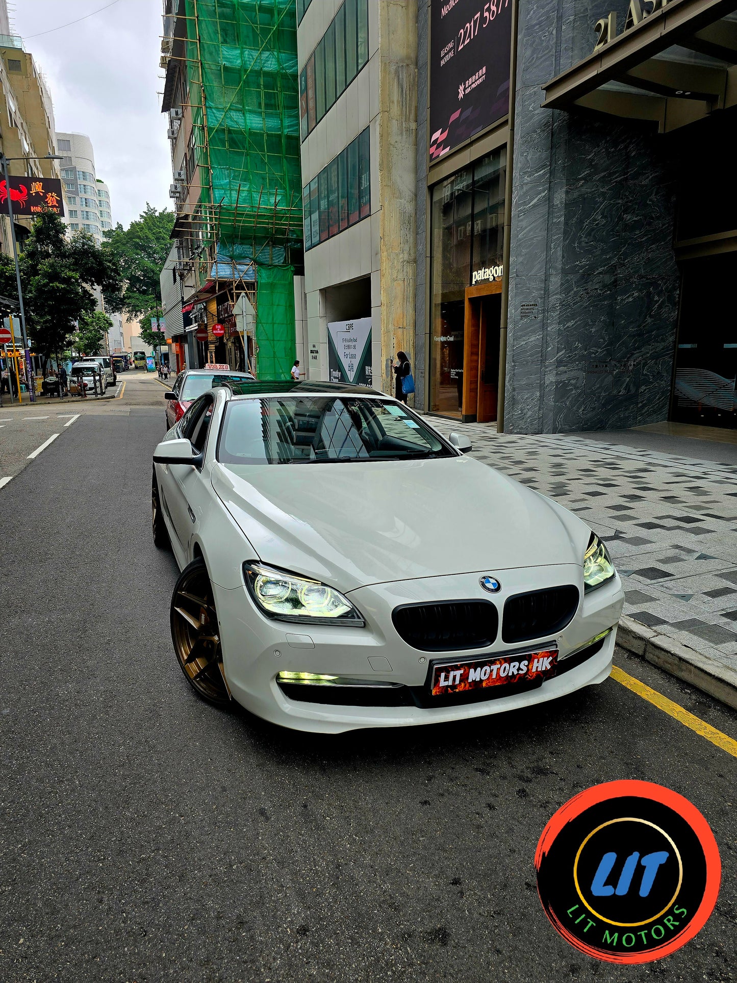 2011/12 BMW 650iA COUPÉ 4.4 V8 AT