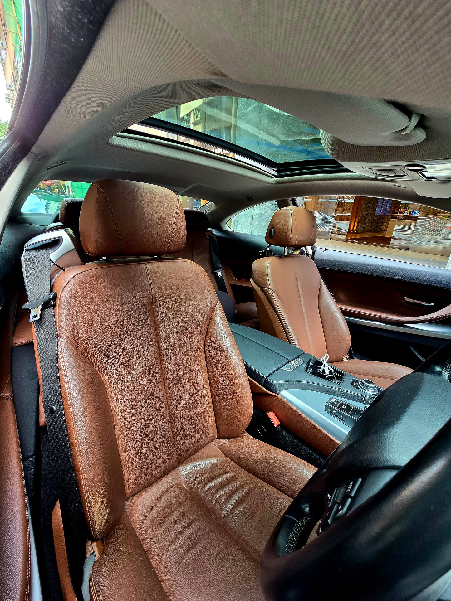 2011/12 BMW 650iA COUPÉ 4.4 V8 AT