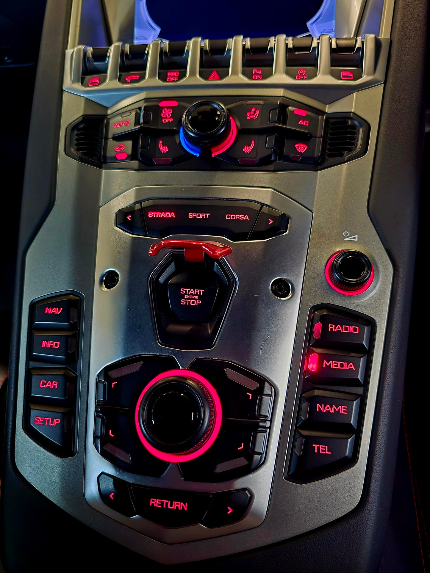 2013 LAMBORGHINI AVENTADOR LP700 ROADSTER 6.5 V12 AT