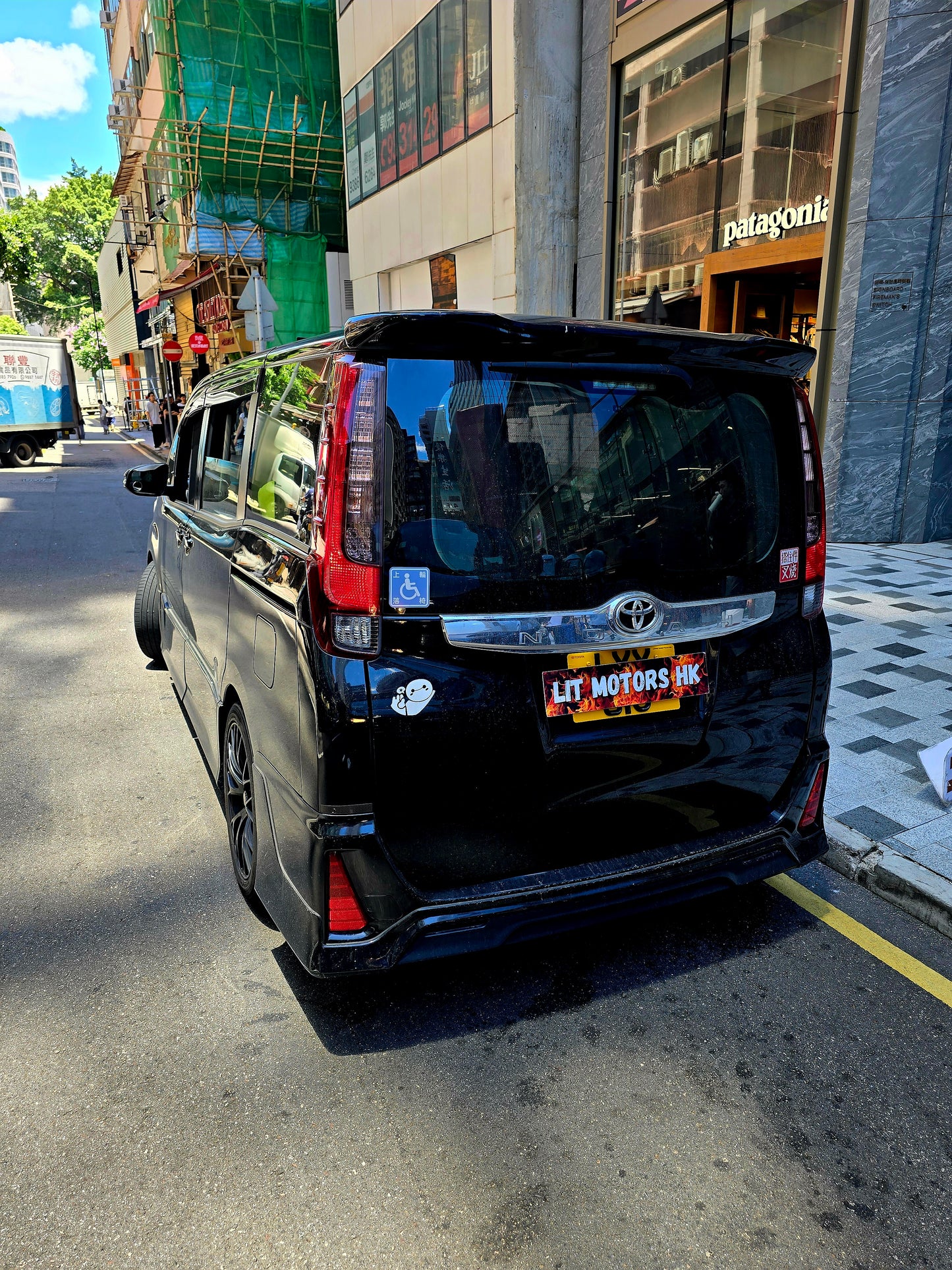 2016/17 TOYOTA NOAH G 2.0 AT