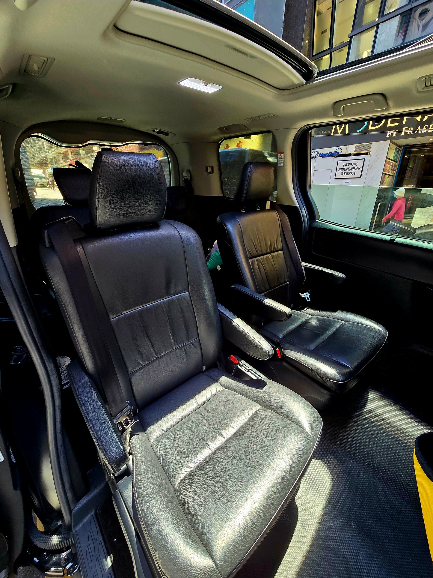 2016/17 TOYOTA NOAH G 2.0 AT