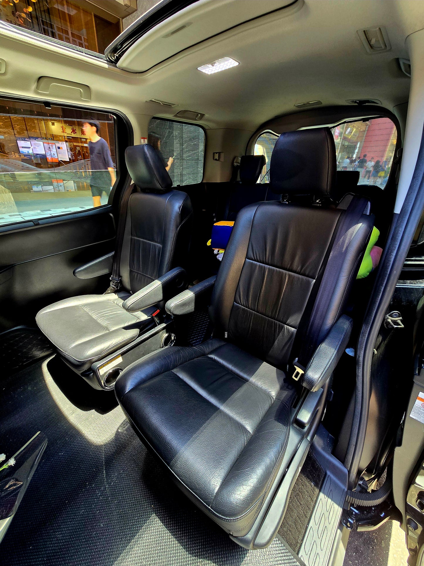 2016/17 TOYOTA NOAH G 2.0 AT
