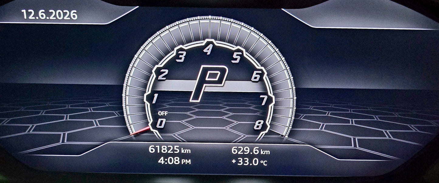 2018 LAMBORGHINI URUS 4.0 AT