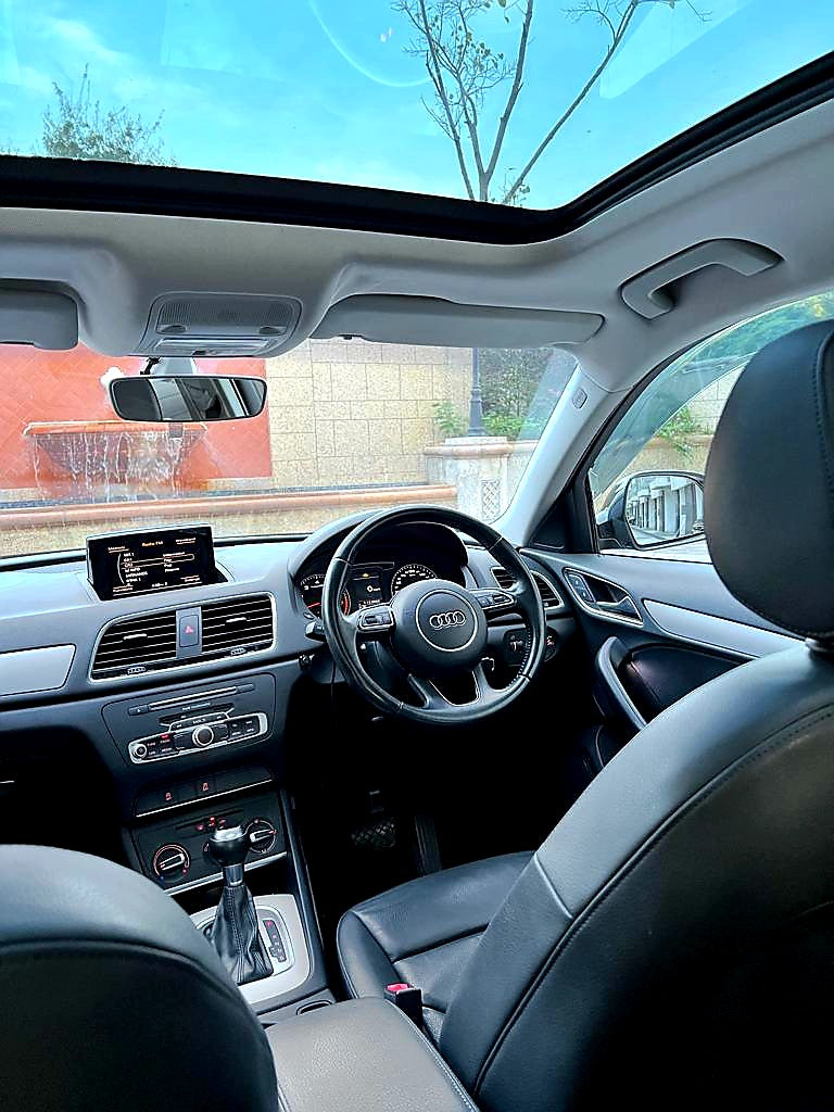 2015 AUDI Q3 30TFSI 1.4T AT