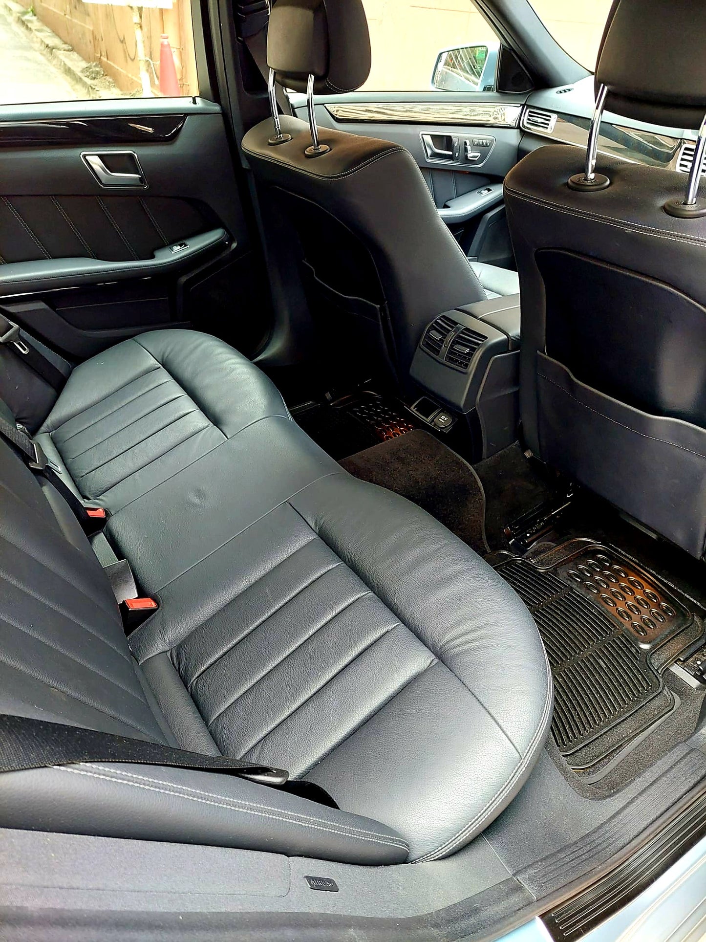 2013 M. BENZ E200 FL 2.0T AT