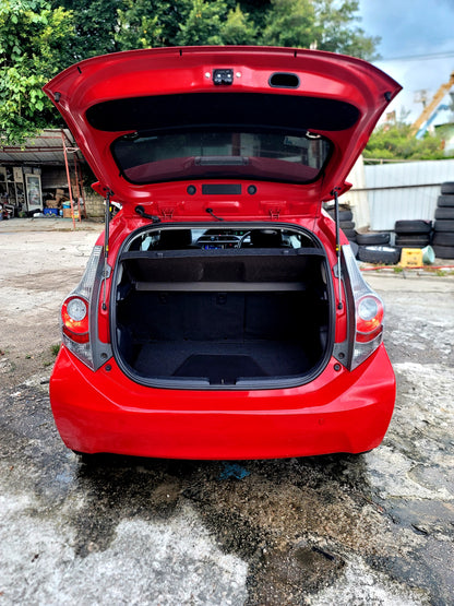 2012/13 TOYOTA PRIUS C (AQUA) 1.5 AT