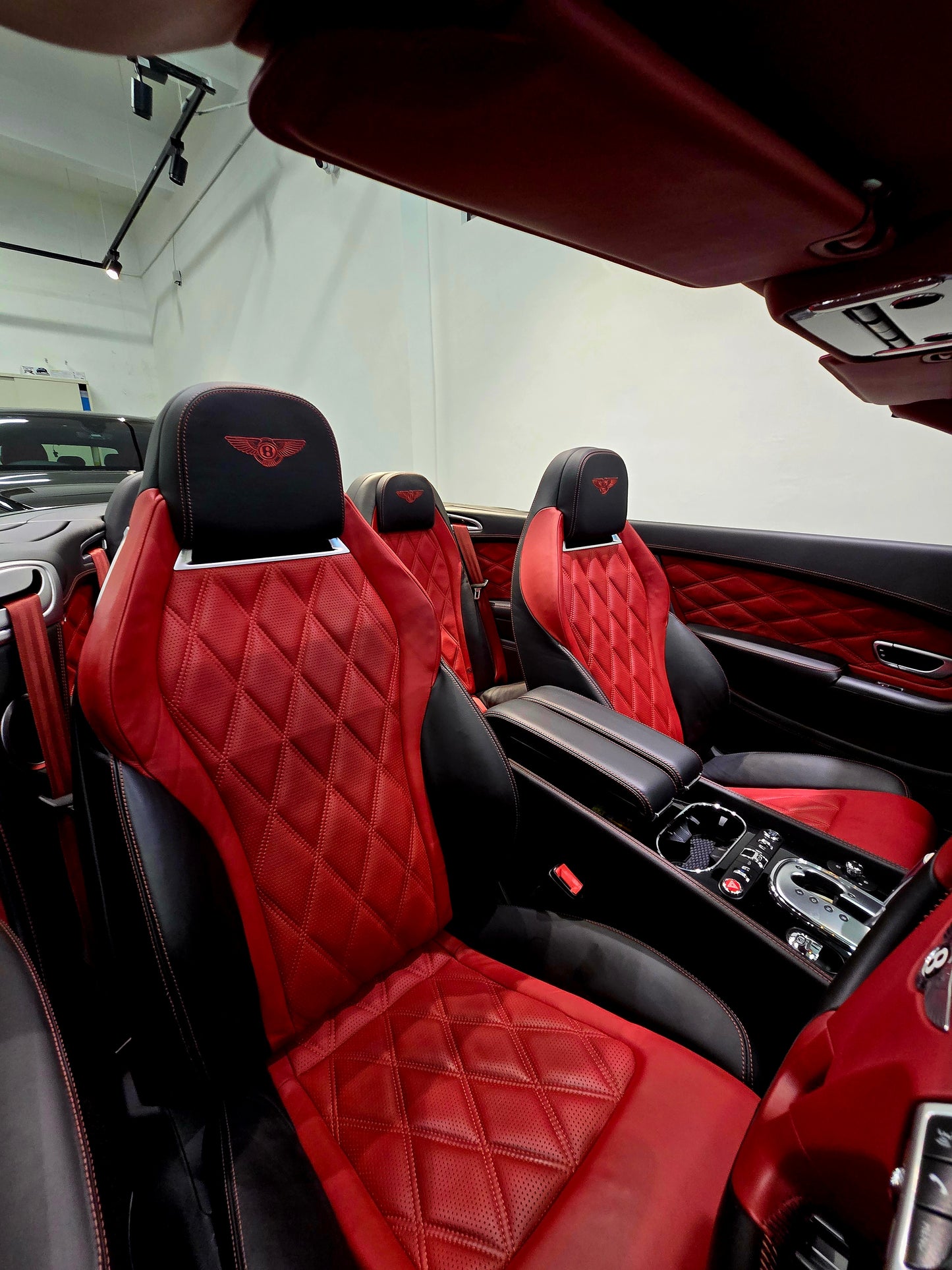 2013 BENTLEY CONTINENTAL GTC 6.0 W12 AT