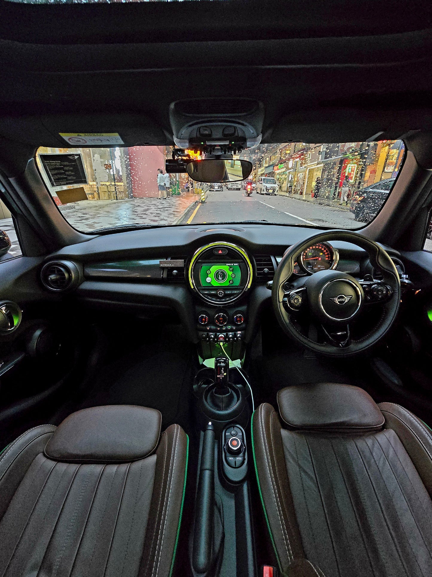 2020 MINI COOPER 60 YEARS ANNIVERSARY EDITION 5 DOOR 2.0T AT