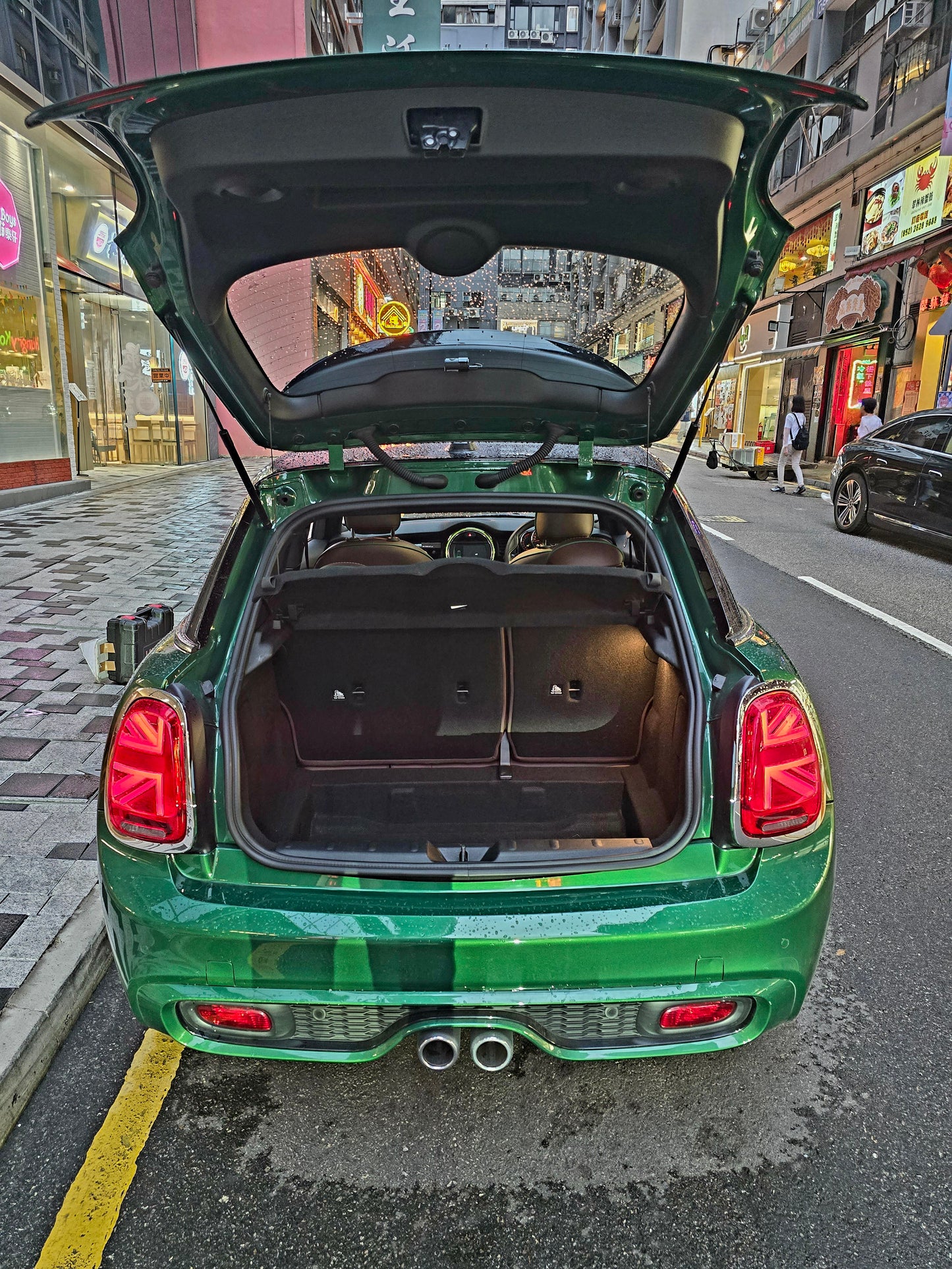 2020 MINI COOPER 60 YEARS ANNIVERSARY EDITION 5 DOOR 2.0T AT