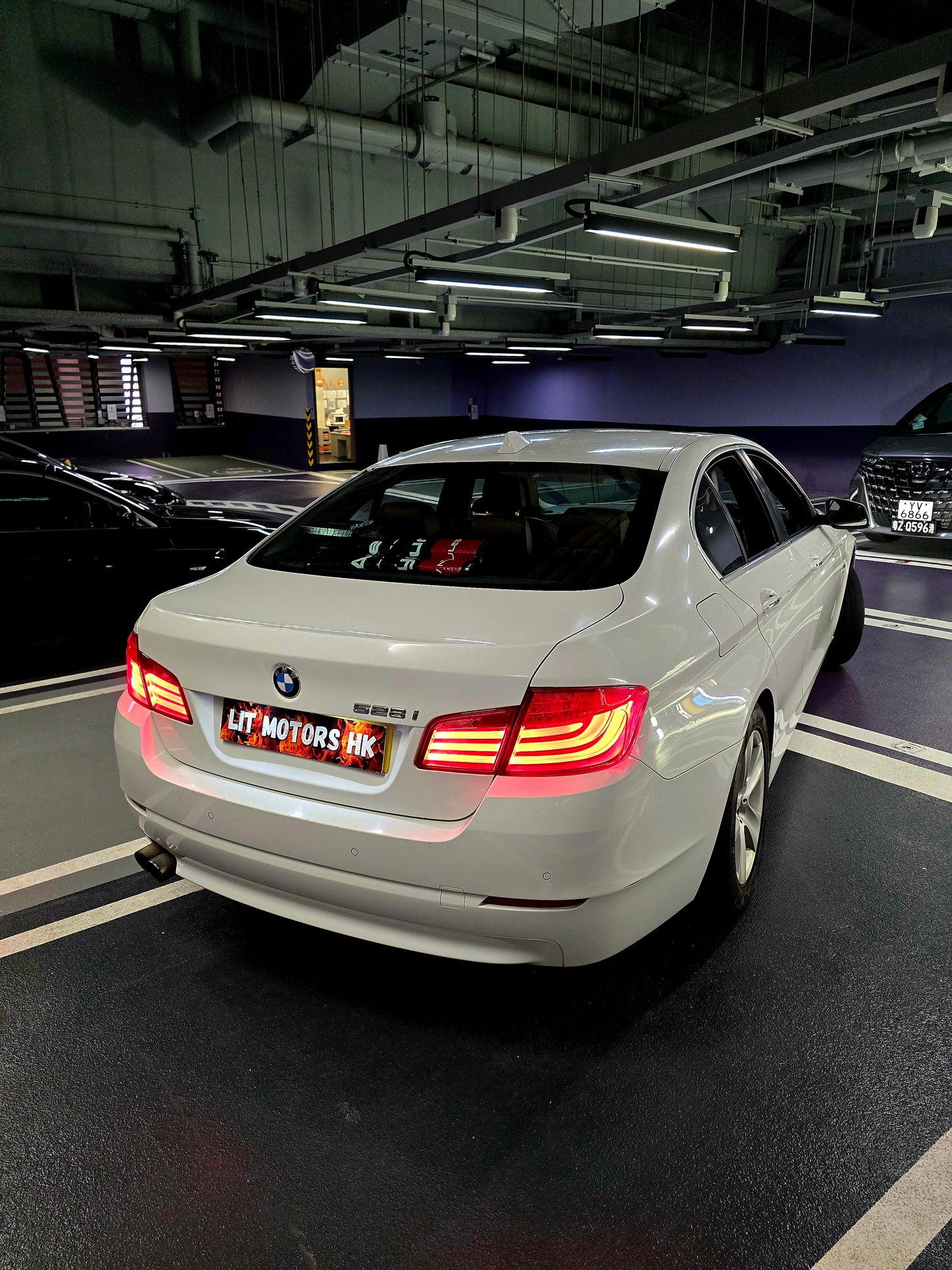 2012 BMW 528iA EFFICIENTDYNAMICS 2.0T AT