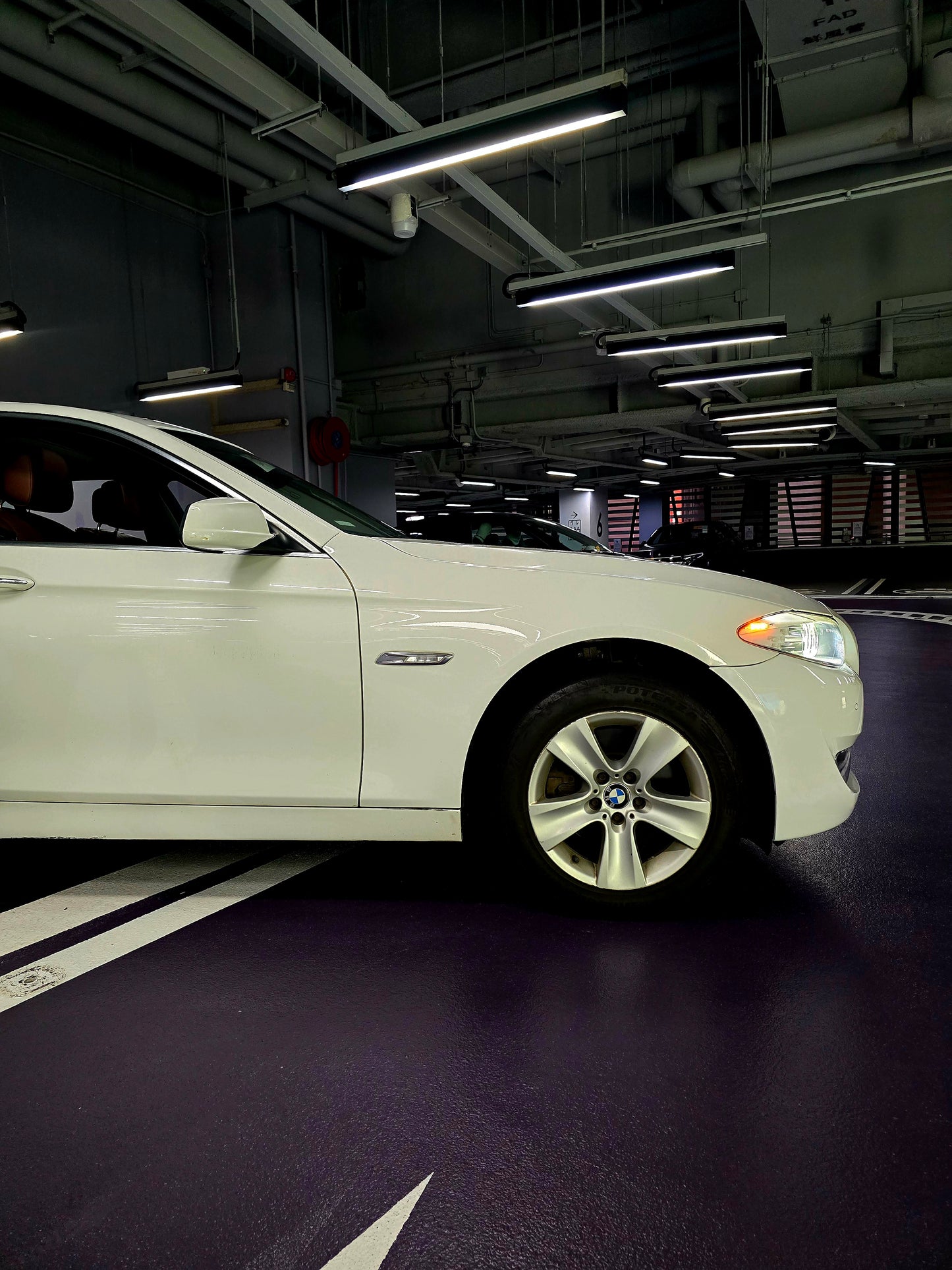 2012 BMW 528iA EFFICIENTDYNAMICS 2.0T AT