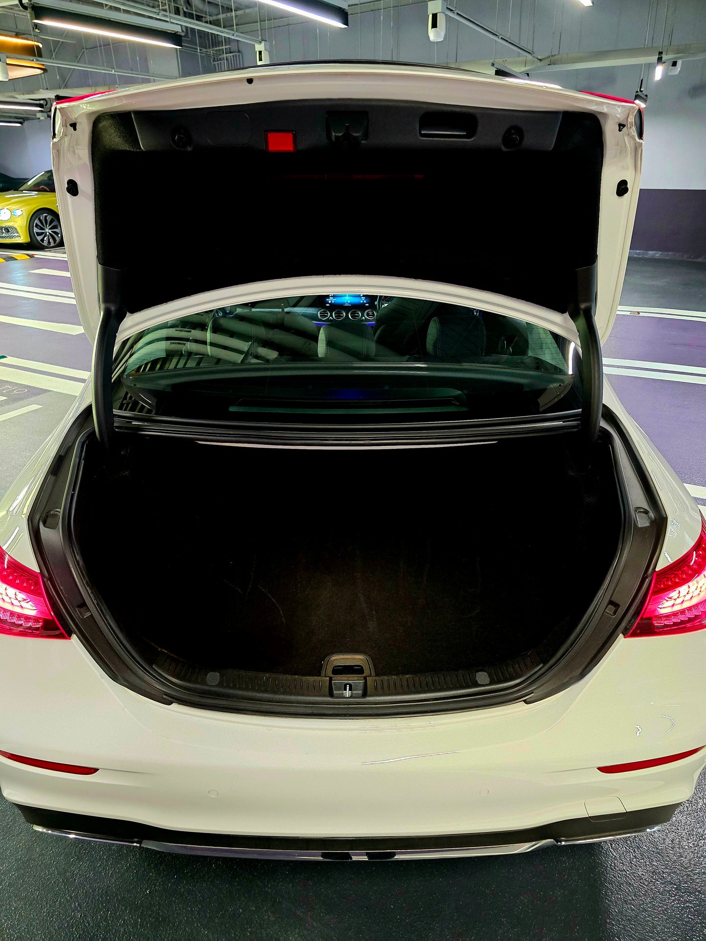 2020 M. BENZ E200 AMG FL 2.0T AT