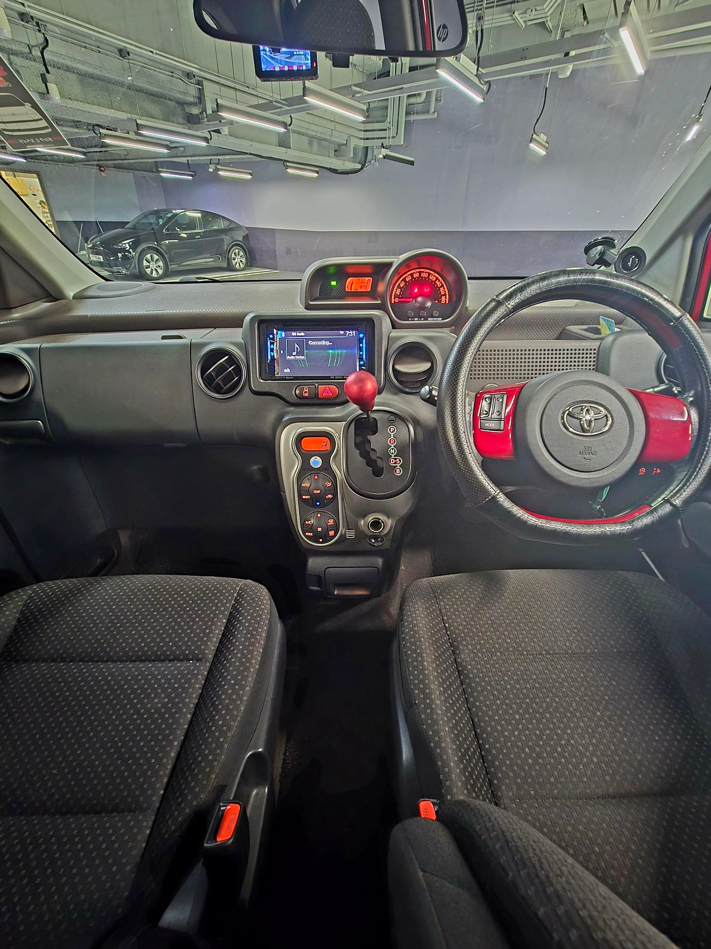 2016 TOYOTA SPADE 1.5 AT