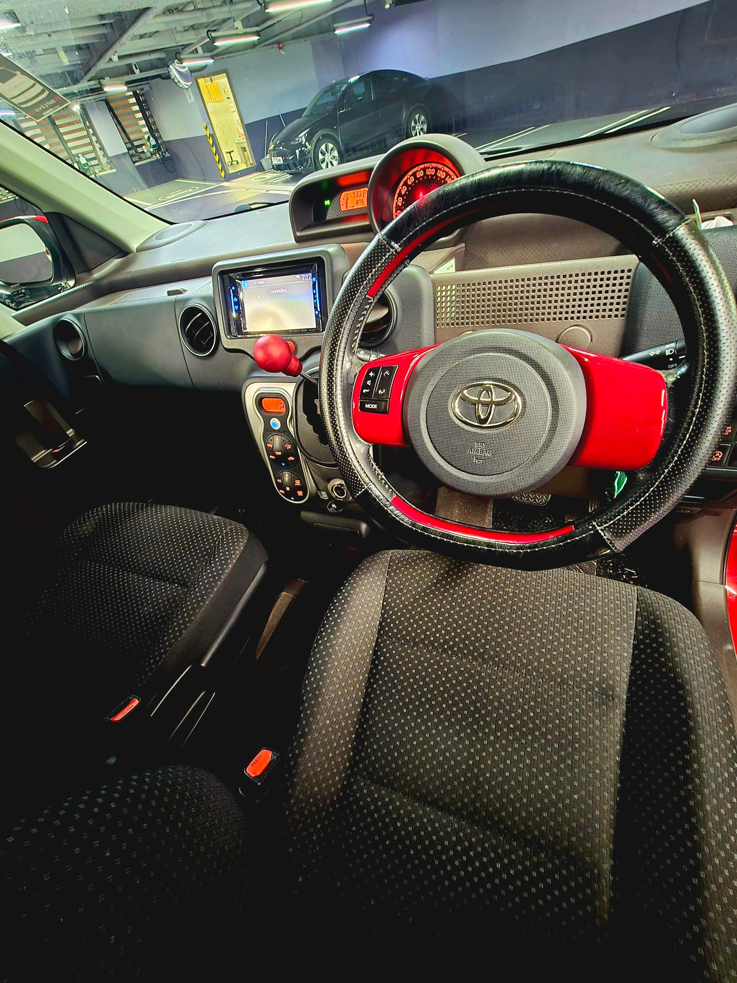 2016 TOYOTA SPADE 1.5 AT