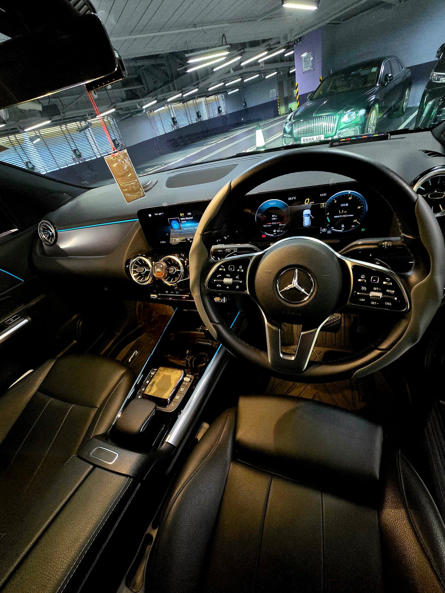2021 MERCEDES-BENZ GLA200 1.4T AT