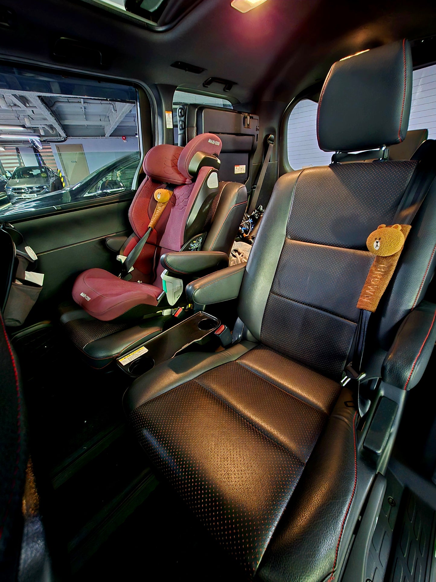 2017 TOYOTA NOAH 80 DELUXE 2.0 AT